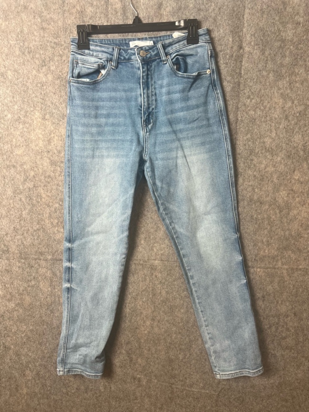 TNR Womans 28 Light Wash High-Rise Skinny Jeans